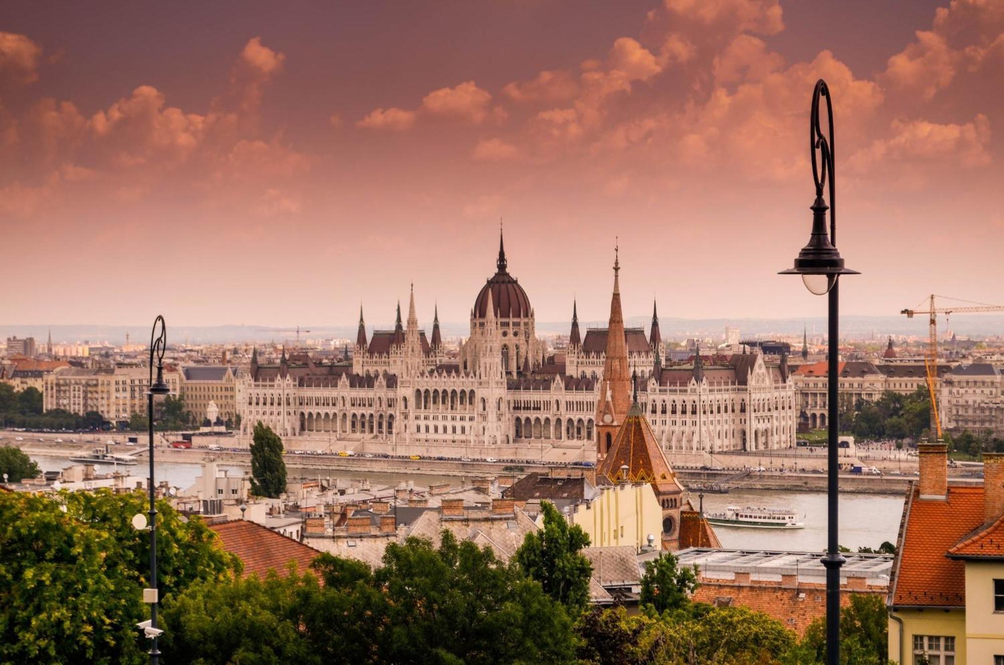Apartment Luxury Art Deco Near Hungarian Parliament Budapest